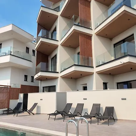 Sunny Apartment