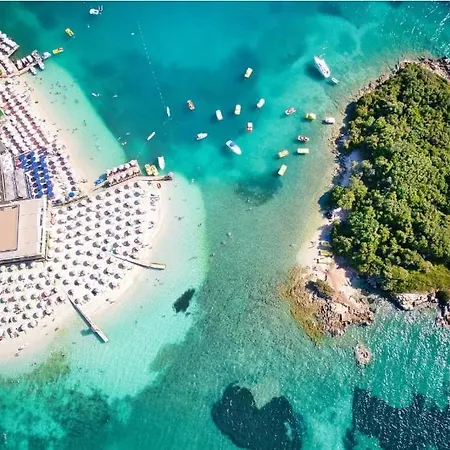 Sunny Apartment Ksamil